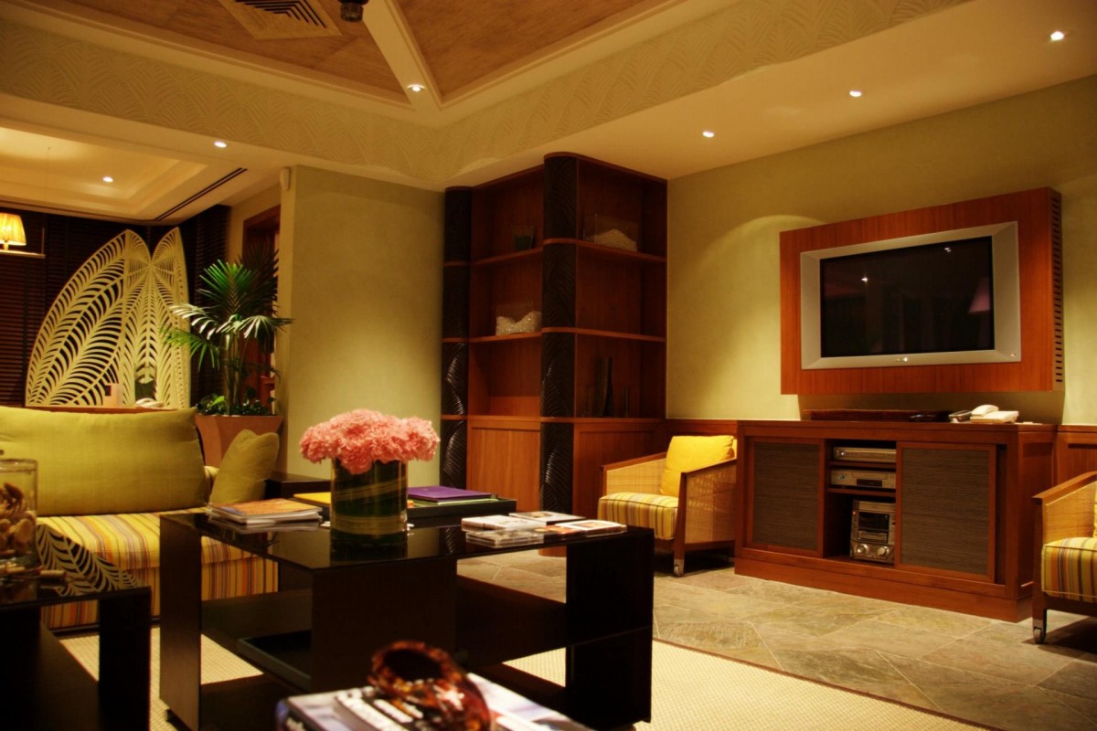 Restaurant Ambiance 1